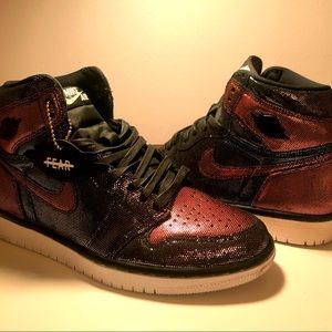 Air Jordan Women’s Retro High OG Fearless Size 9